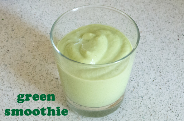 The Three Bite Rule - Green Smoothie