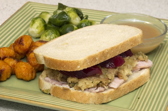 thanksgiving_sandwich_590_390