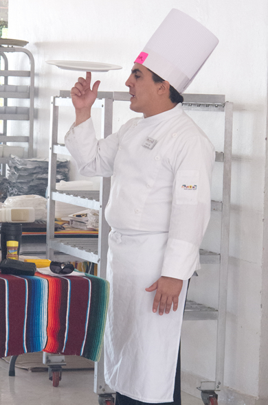 cruise_cooking_chef_390_590