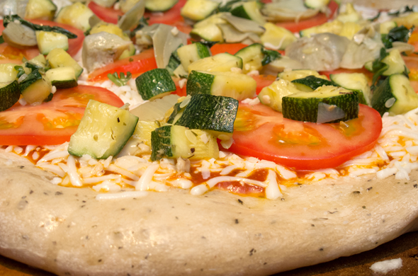greek_pizza_topping_590_390