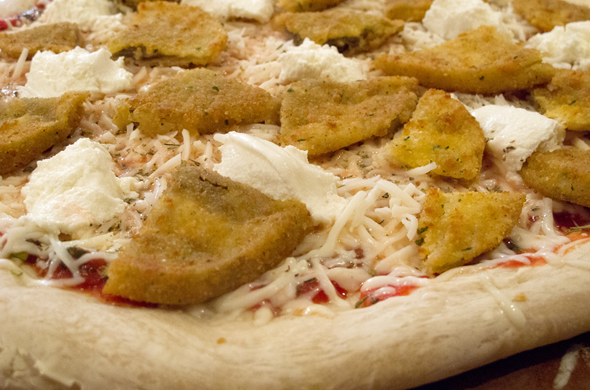 eggplant_pizza_topped_590_390