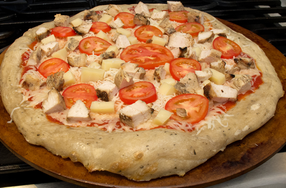chick_pizza_topped_590_390