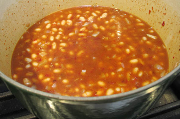 The Three Bite Rule - Honey Chipotle Baked Beans