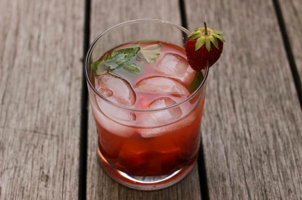 Strawberry Lemonade & Basil Cocktail - The Three Bite Rule